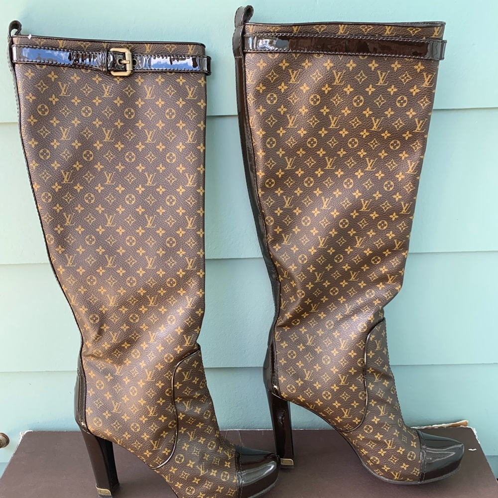 Louis Vuitton Idole knee high boot monogram canvas